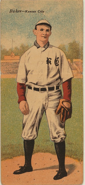 国足1-2沙特：蒋圣龙头球制造乌龙，卡迪什梅开二度绝杀比赛.